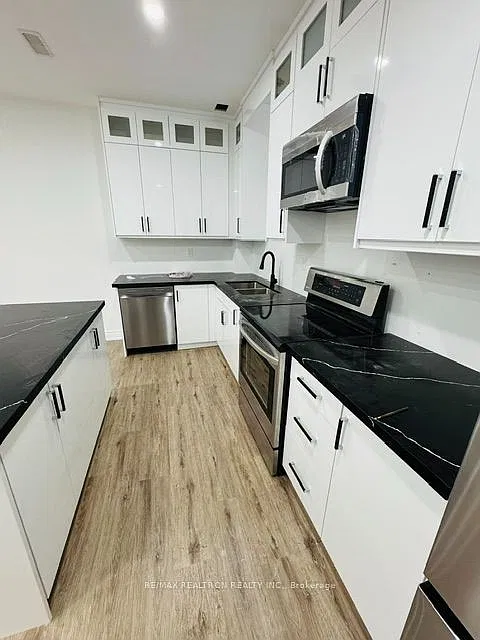 2 bed, $2,000 — Photo 3