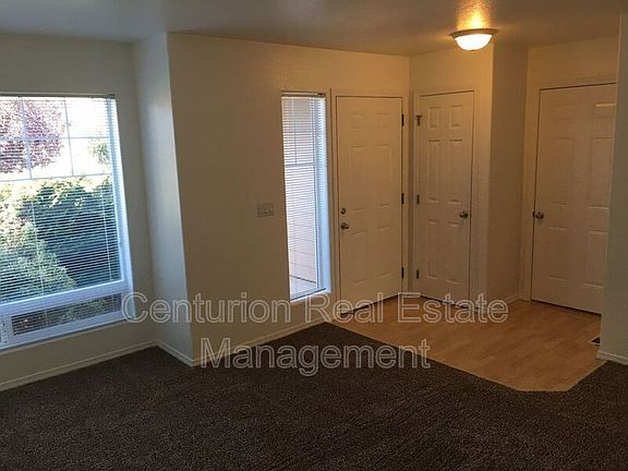 4th image of 351 Twister Ave NE