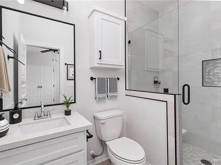 1511 Playa Dr #2 — Photo 23