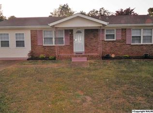 2710 Bridge Rd NW, Huntsville, AL 35810