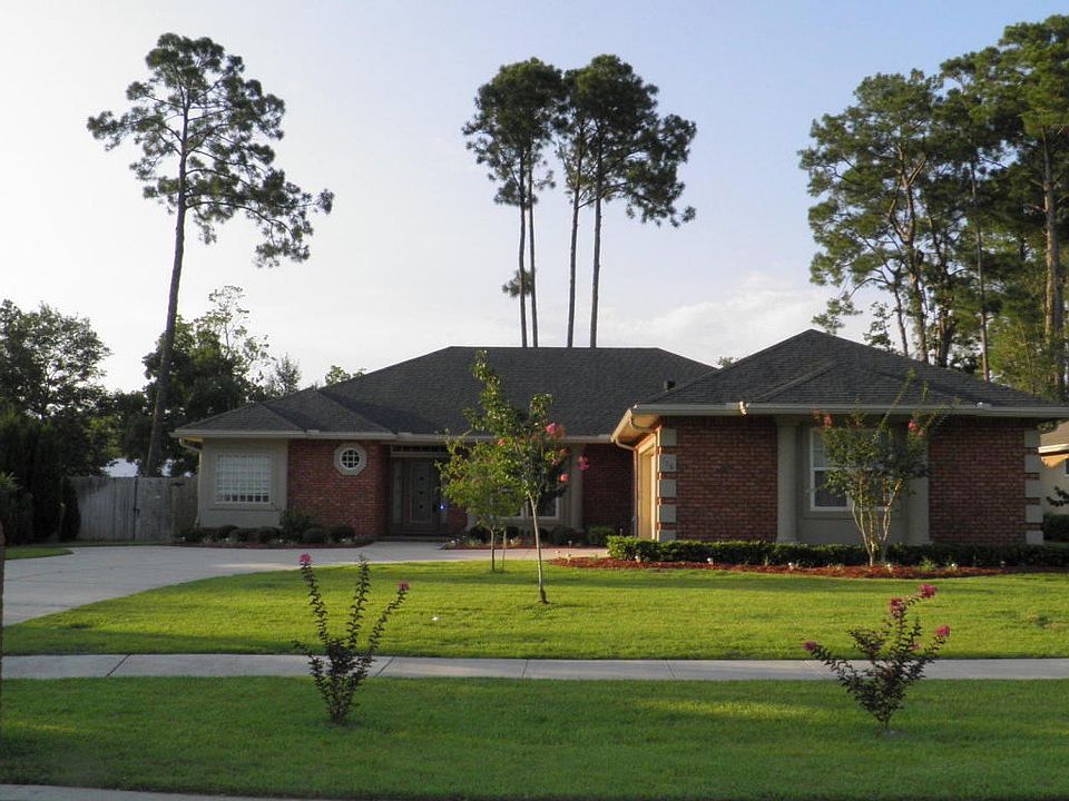 716 Persimmon Way