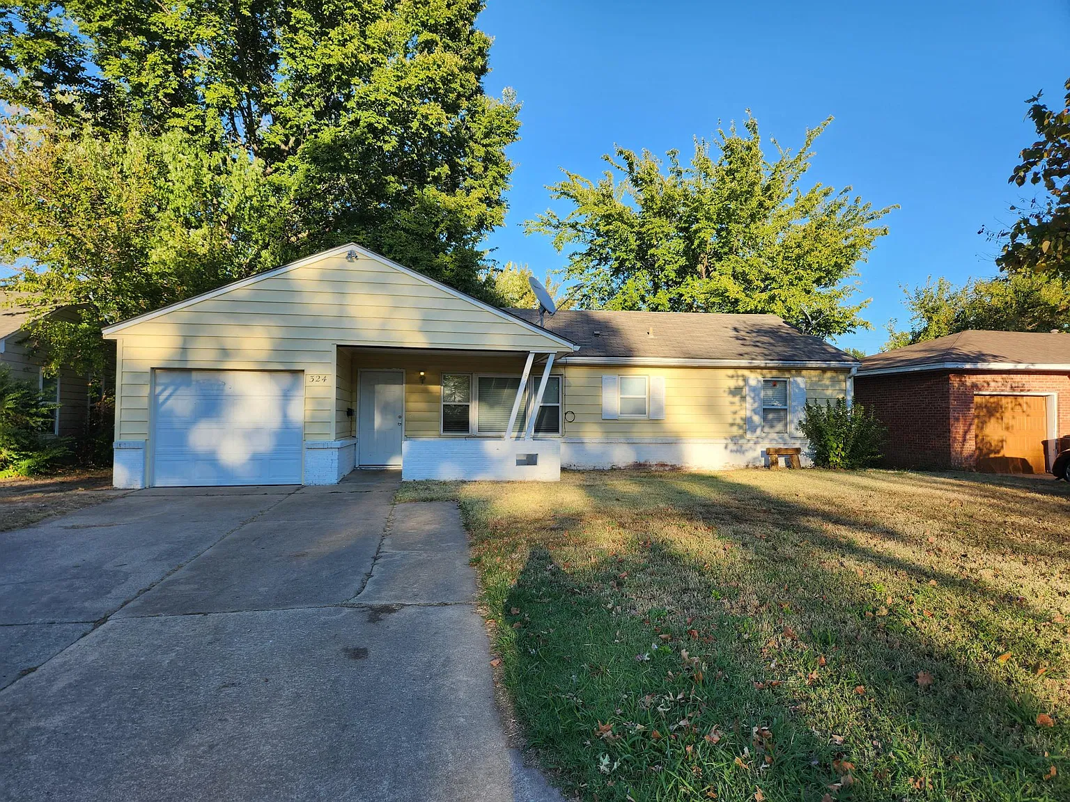 3 bed, 1030 sqft, $950 — Photo 2