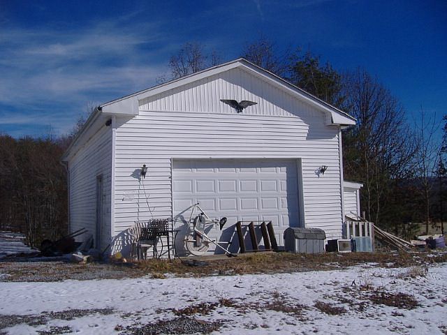 2nd image of 706 James Rd