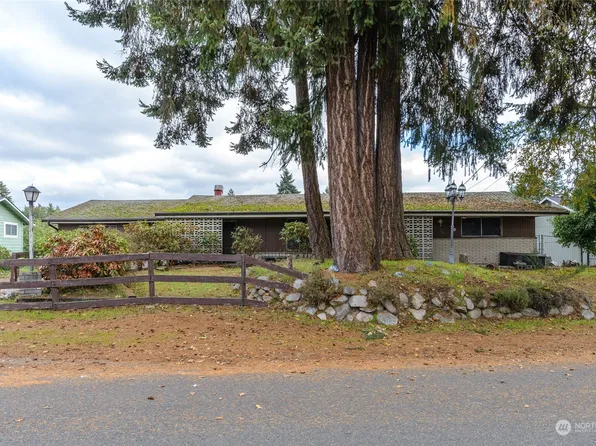 10105 Barnes Lane S, Tacoma, WA 98444