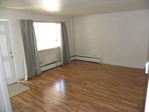 4th image of 1255 Winona Ct APT 5