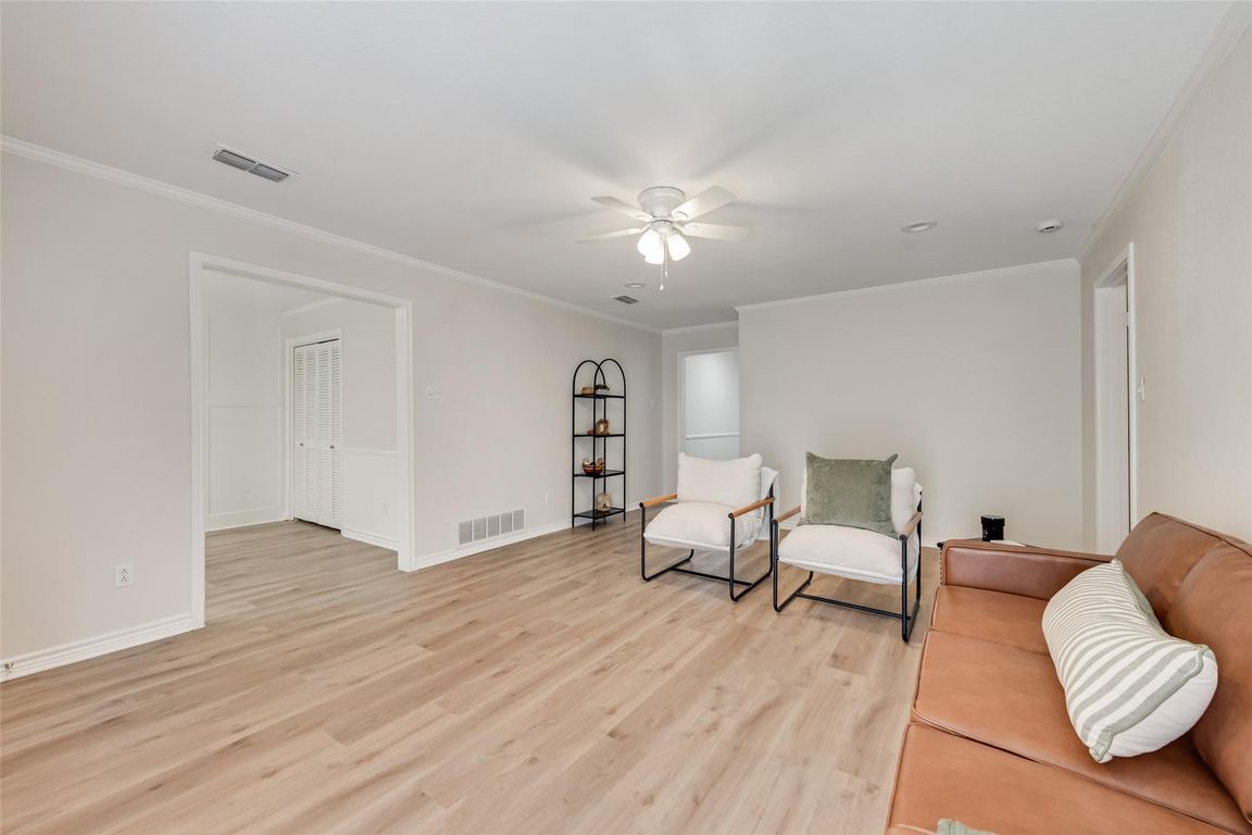 next background image