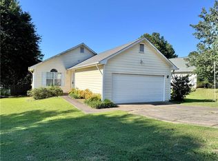 1250 Larkwood Dr, Jonesboro, GA 30238