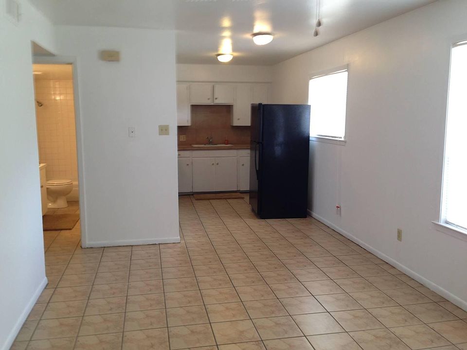 Picture taken from living room looking at kitchen.