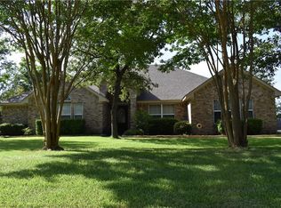 1602 Skyles Rd, Rockdale, TX 76567