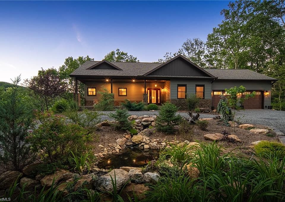 1st image of 399 Jonathan Dr