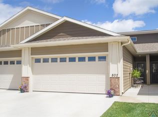 802 E El Dorado Ct, Sioux Falls, SD 57108