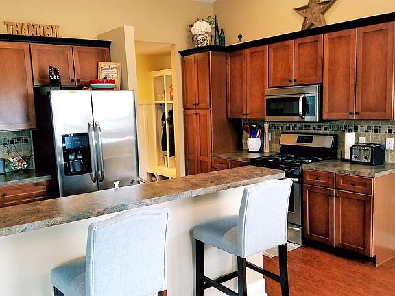 2nd image of 3462 Foxtail Ct
