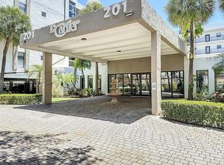 201 178th Dr APT 427, Sunny Isles Beach, FL 33160