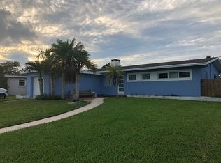 9471 Martinique Dr, Cutler Bay, FL 33189