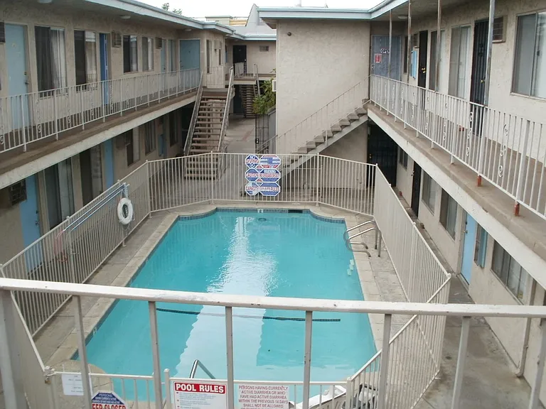 You New Home in North Hills Awaits! — Photo 13