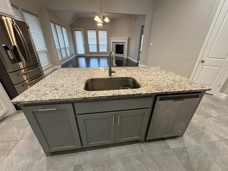 6705 Bermuda Ave — Photo 5