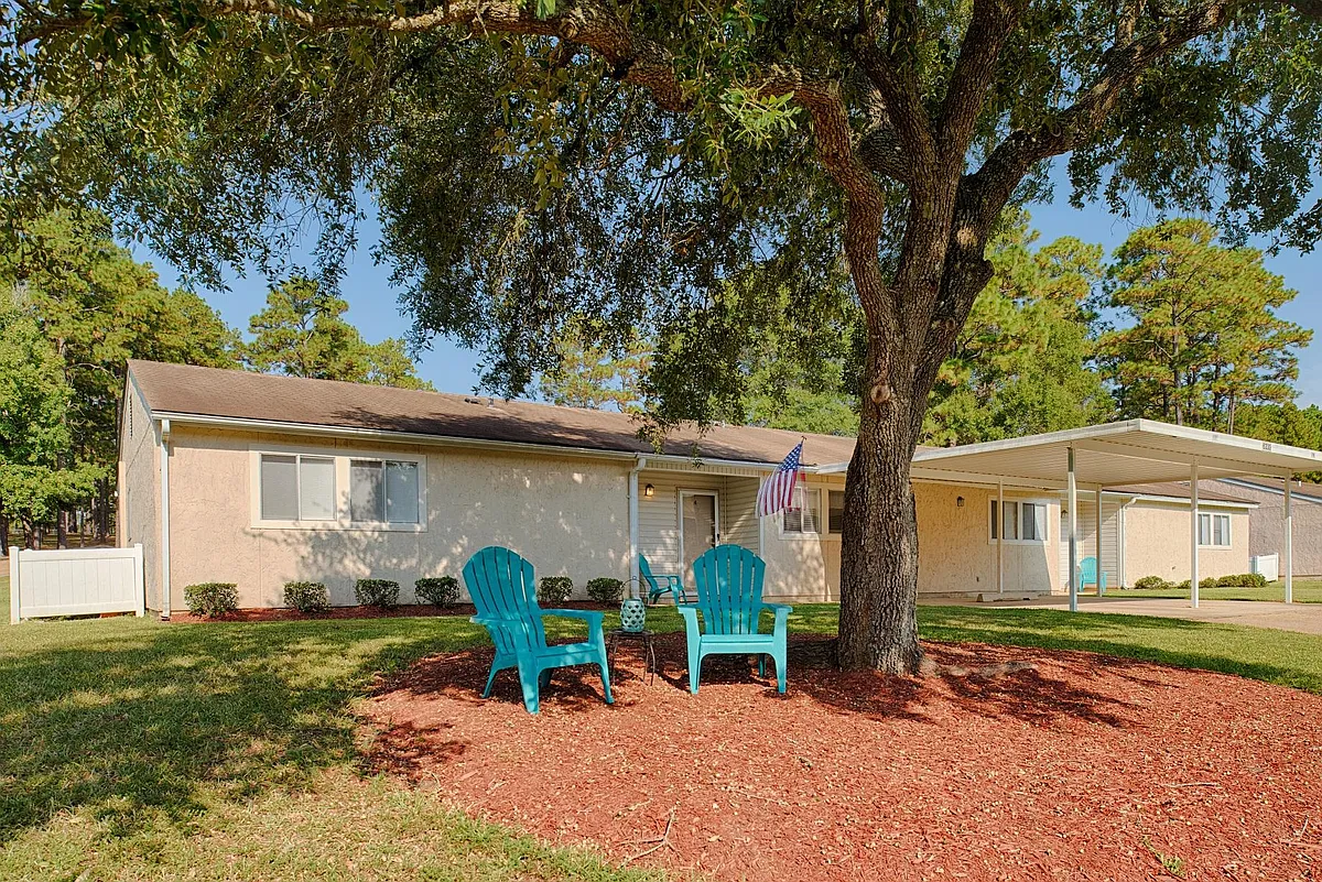 Floor plan 4BR Carport