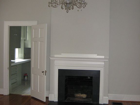 Dining room looking into kitchen
