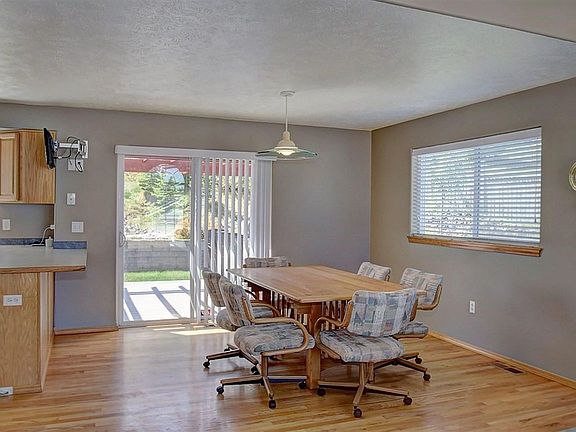 4th image of 501 W Auburn Crest Ct