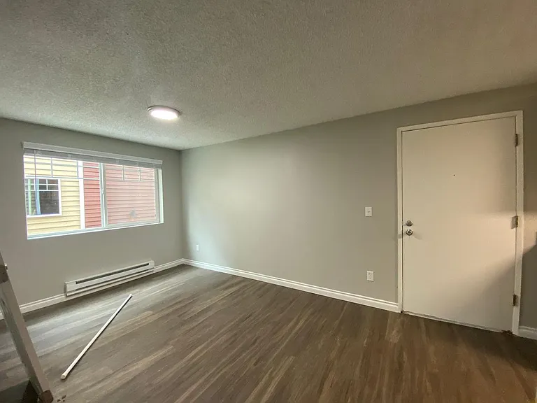 Westwood Apartments — Photo 115