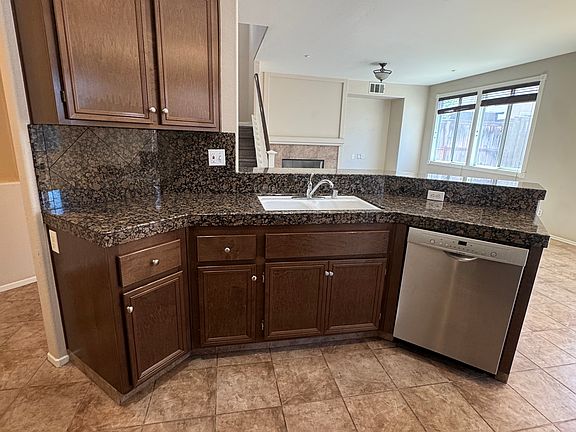 5th image of 4440 Watermoor Dr