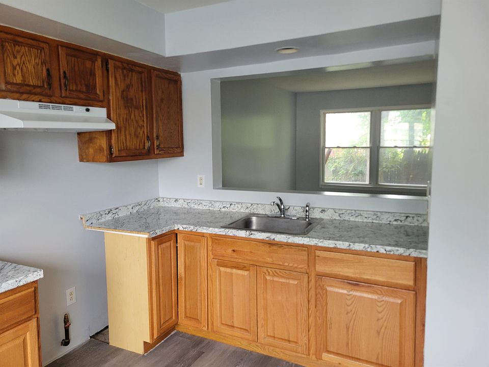 1st image of 32 Palmer Ave APT 7