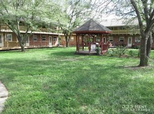 13821 Holmes Rd APT 8, Kansas City, MO 64145