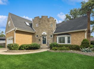 247 N Church Rd, Bensenville, IL 60106