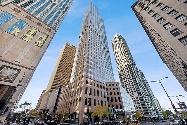 1st image of 950 N Michigan Ave #3106