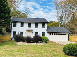 2834 Clearbrook Dr, Marietta, GA 30068