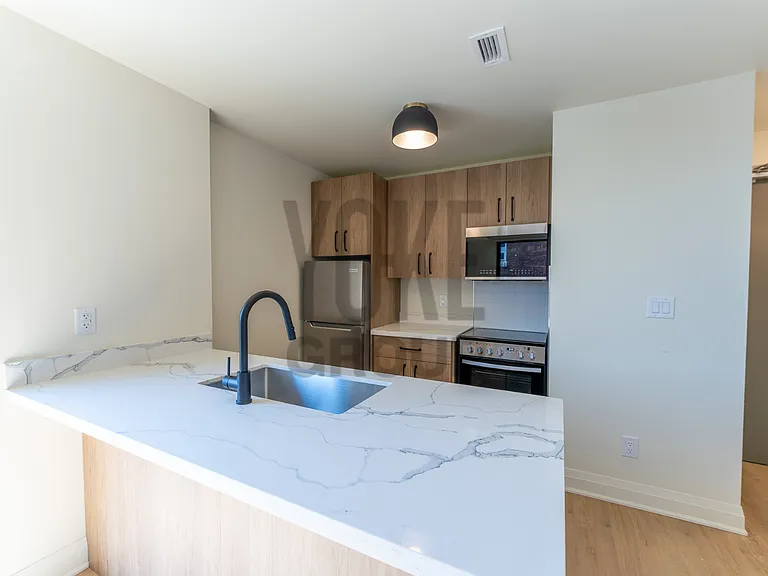 11 Robert St — Photo 19