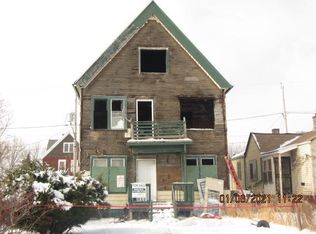 2141 N Lindsay St, Milwaukee, WI 53205