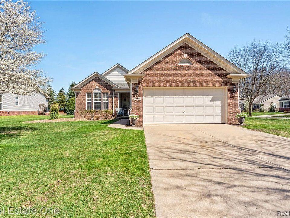 1st image of 24319 Bridgewater Ct