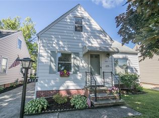 412 E 323rd St, Willowick, OH 44095