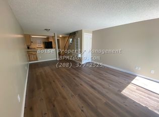 5290 W Morris Hill Rd, Boise, ID 83706