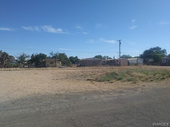 4th image of 3866 E Ryan Ave