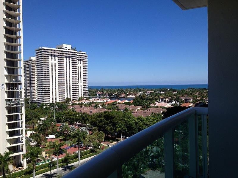 1st image of 19400 Turnberry Way APT 922
