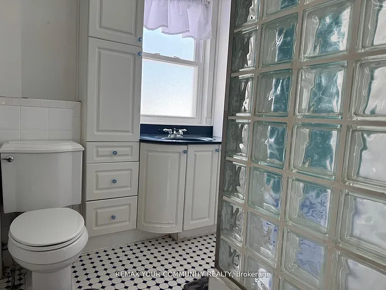 983 Victoria Park Ave — Photo 8
