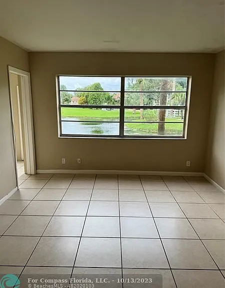5021 W Oakland Park Blvd #105 — Photo 12