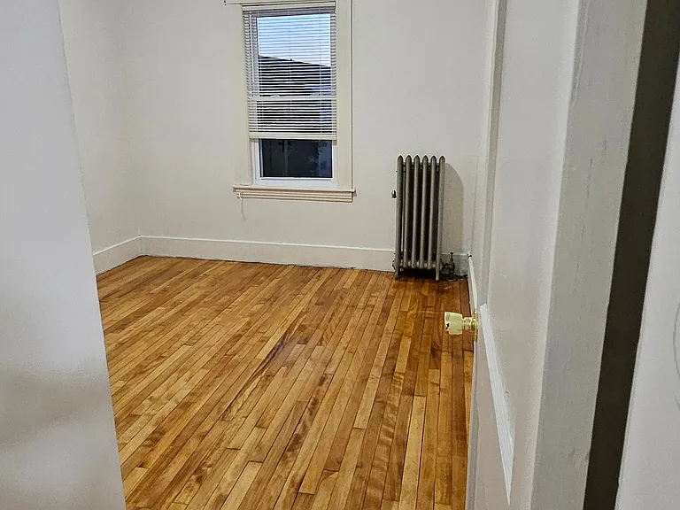 15 View St #2 — Photo 17