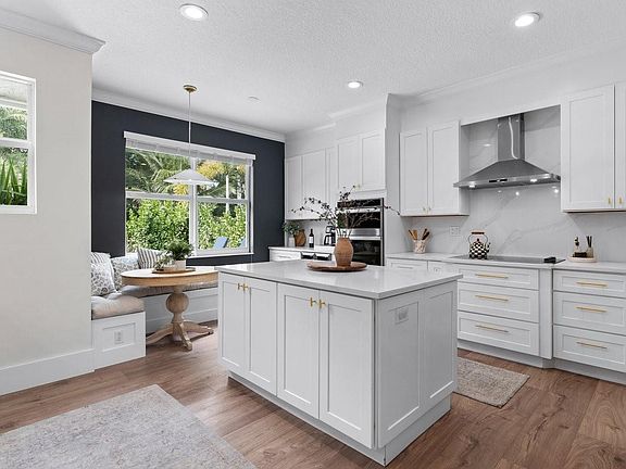 5th image of 3743 W Gardenia Avenue
