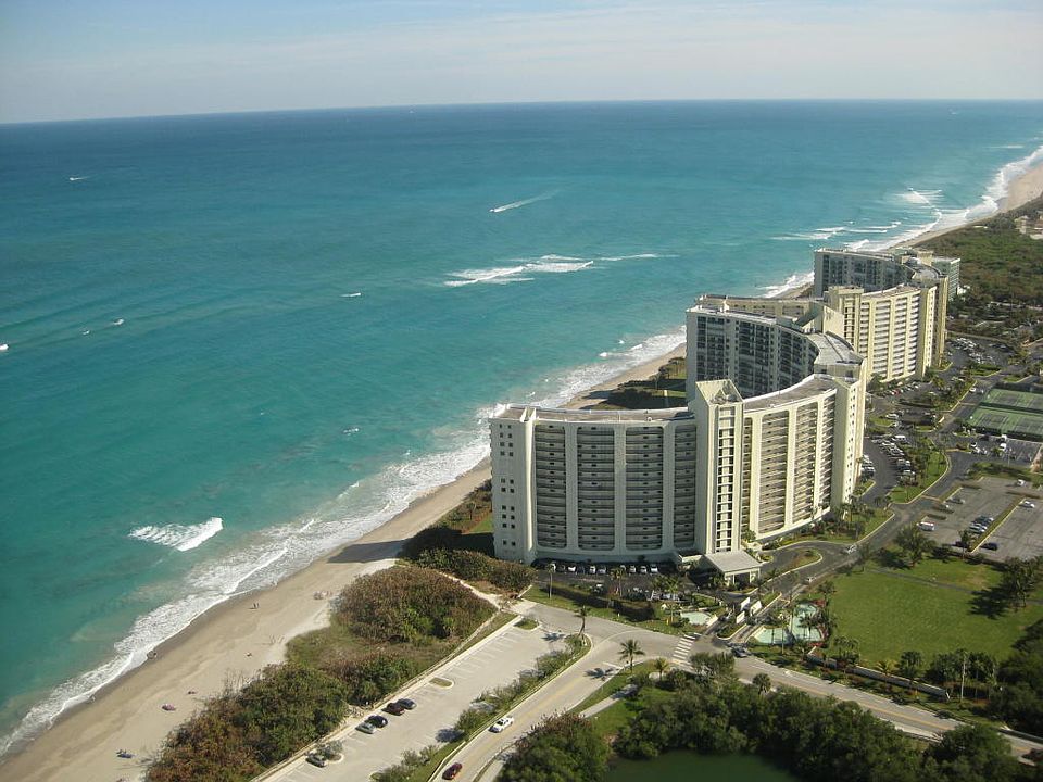 OCEAN TRAIL AERIAL