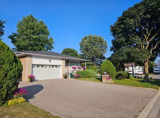 50 Trotters Ln, Brampton, ON L6Y1B6