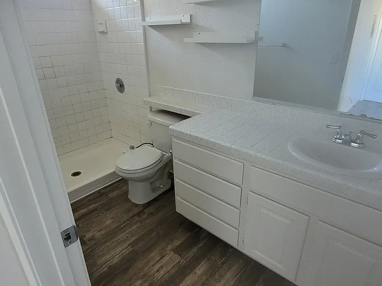 1672 Missouri St — Photo 8