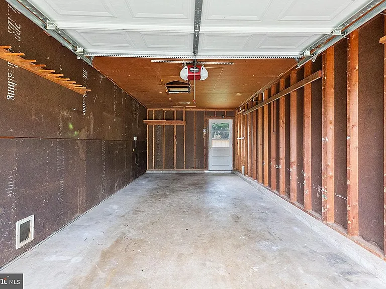 218 Belmont Dr SW — Photo 8