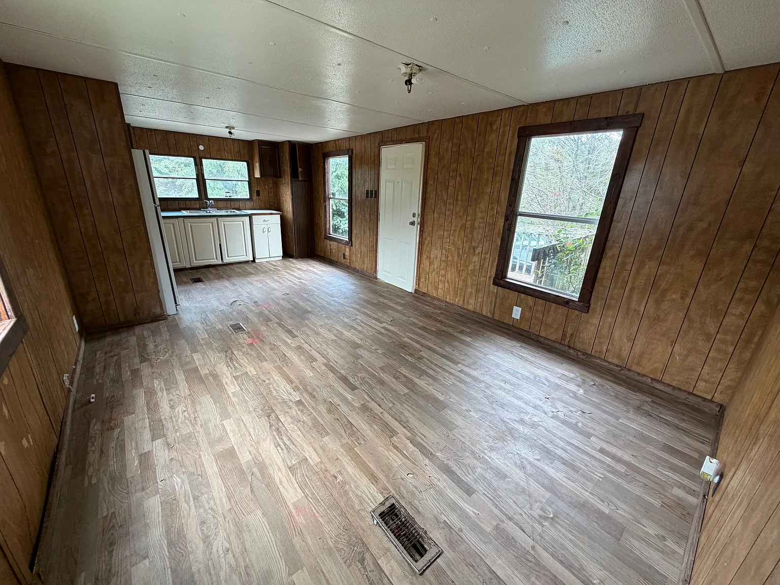 2 bed, 800 sqft, $750 — Photo 3