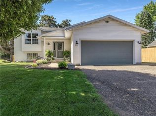 2003 Vine St, Eau Claire, WI 54703