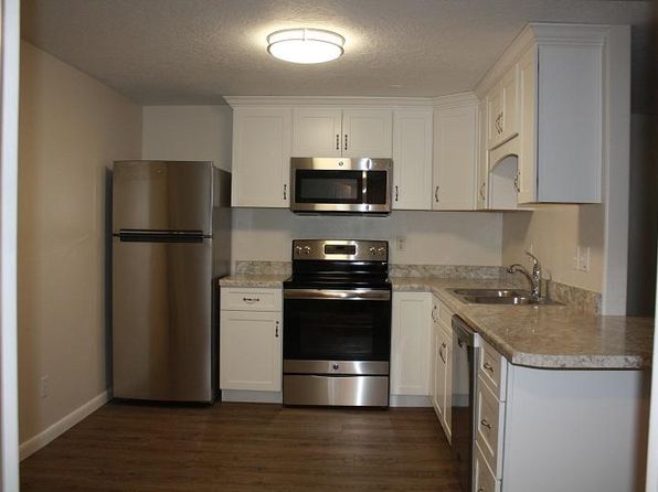 185 Parkway W #Basement