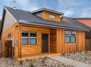 940 E Desperado Trl, Sisters, OR