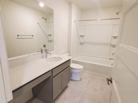 5th image of 10448 Lopez Jr Way #C